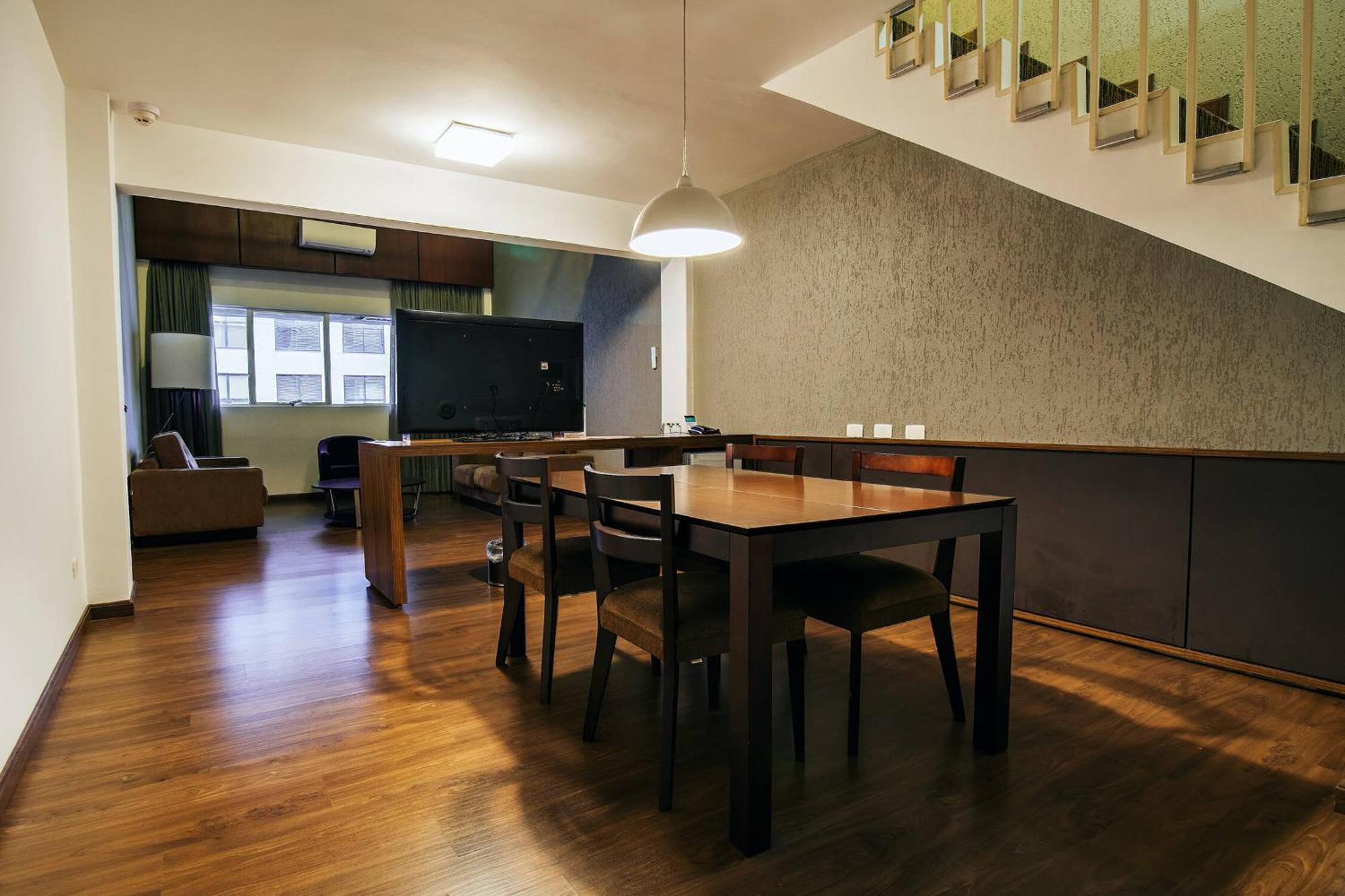 Deville Hotel Curitiba