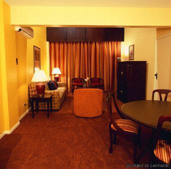 Deville Hotel Curitiba